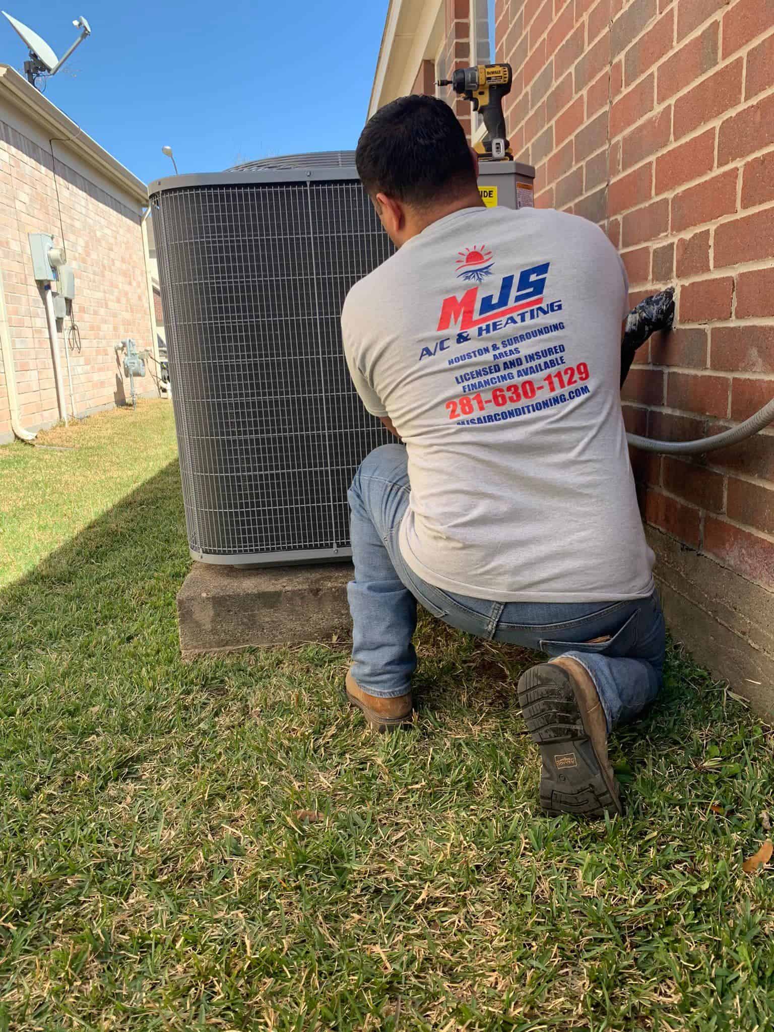 Heat Pump Maintenance image