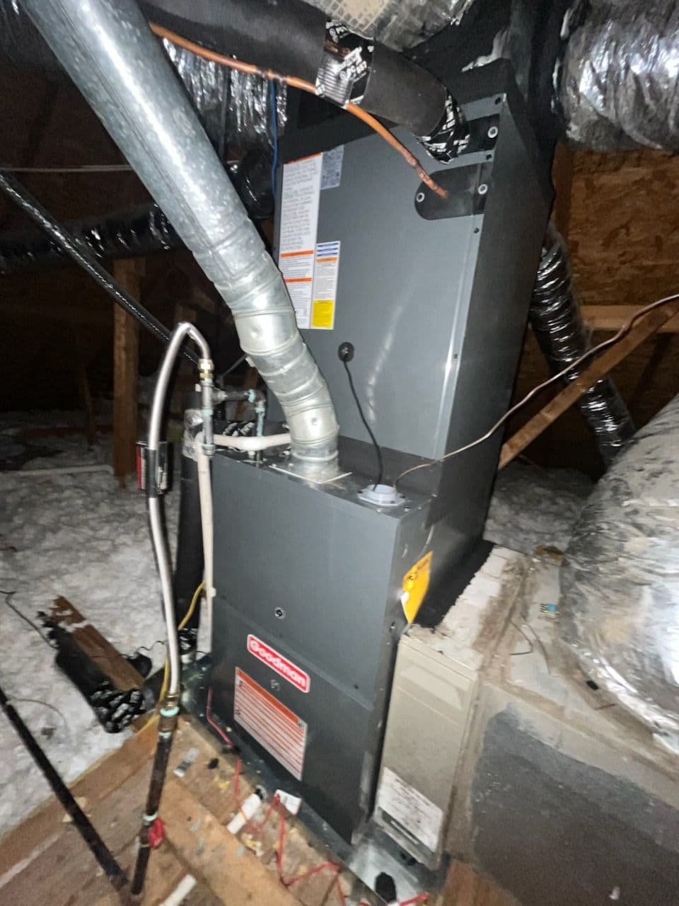 Advanced AC Installation with R32 Refrigerant image