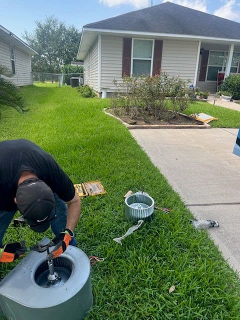 Gallery photos for Fast AC Blower Motor Replacement in Cypress TX: Image #2
